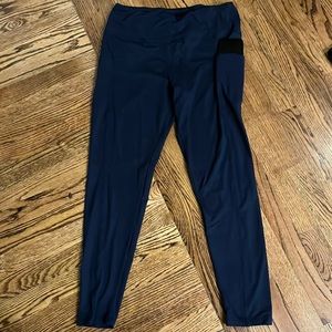 Navy blue athletic leggings